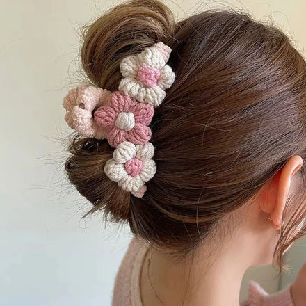 Autumn Wool Large Shark Hair Claw Ins Temperament Hair Accessories Handmade Flower Hair Claw Garra De Cabelo