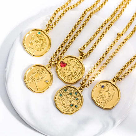 Vintage Stainless Steel Zircon Greek Goddess Charm Necklace 18K Gold Plated Athena Medusa Disc Pendant Necklace for Women Gifts