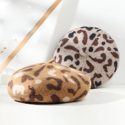 MIO Wholesale Fashion Women French Style Vintage Leopard Print Wool Beret Winter Warm Soft Artist Beret Hat for Girls