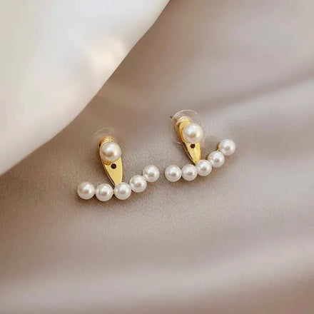2025 New Fashion Hoop Earrings 18k Gold Plated Simple Pearl Earrings Elegant Temperament Women Jewellery