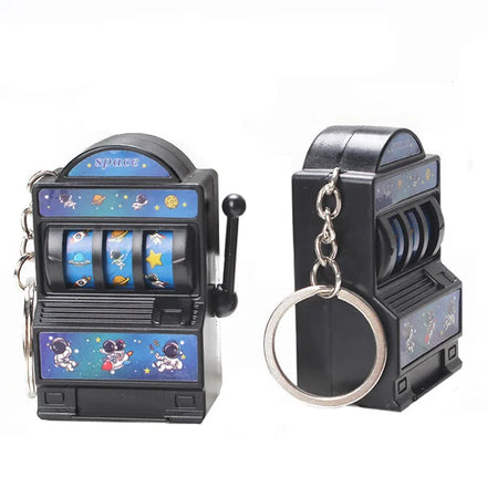 New Design Cartoon Slot Gambling Machine Key Chains Lightweight Plastic Funny Toys Birthday Presents Mini Lucky Jackpot Custom