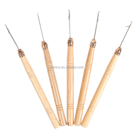 Leeons Wooden Handle Latch Hook Crochet Needle for Home Use Micro Rings Beads Feather Hair Extensions Made in China