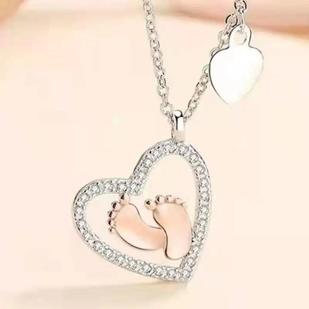 Minimalist Romantic Necklace Double Footprint Necklace Heart Pendant Necklace for Women