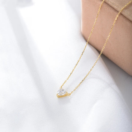 2024 New Design Best Selling Triangle Charm Diamond Elegant Dainty love Necklace for Woman