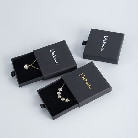 7x7x1.7cm Black Design Paper Jewelry Box Package Gold Silver Foil Stamp Logo Custom for Jewelry Necklace Earrings Ring