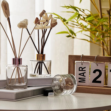 Wholesale Premium Decorative Glass Aromatherapy for Reed Diffuser Crown Cap Sealed Fragrance Bottle with Perfume Stopper
