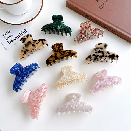 Fashion Korean Big Acetate Women Hair Accessories Claw Clip Marble 2023 Beautiful Leopard Triangle Luxury Claw Clips Ponytail