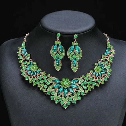 Qushine Newest Luxury Rhinestone Crystal Earrings Necklace Set Bridal Wedding Leaf Flower Shape Jewelry Sets for Party Gift