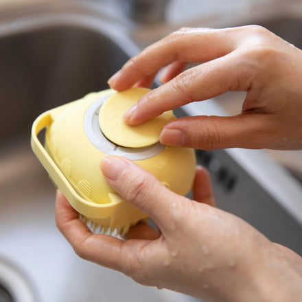 Wholesale Silicone Kitchen Cleaning Brush for Home Back Brush Soft Hair Sub-bottling Portable and Reusable