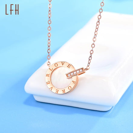 Hot Sale Customized 18k Real Gold Color Ring Letters Chain Round Pendant Necklace Real Gold Jewelry Necklace for Wo