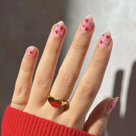 Wholesale Artificial Finger  Short Love Diamond Nails Acrylic Fake Nails Short Almond Press on Nails for Women Daily