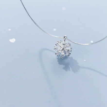 925 Sterling Silver Christmas Necklace Snowflake Diamond Necklace Dandelion Diamond Necklace for Women Jewelry