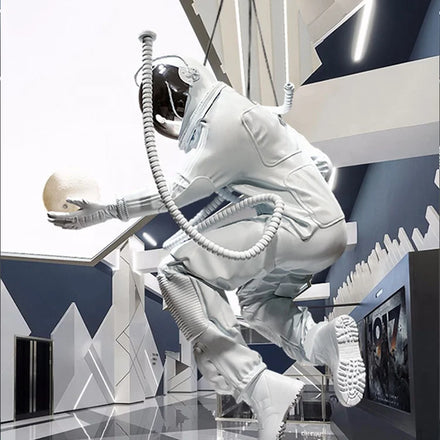 High End Home bar Decoration Figurine 3D Print Resin Astronaut Sculpture Electroplating Statue