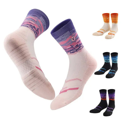 Custom Logo Thick Anti-Slip Towel Bottom Compression Cushioned Grip Sport Socks with Logo Position on Body for Autumn Sports