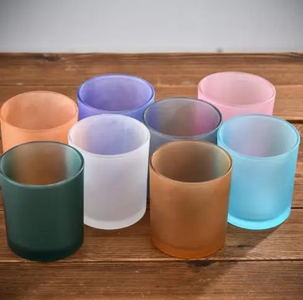 Wholesale Colorful Frosted Glass Candle Jars With Bamboo Lid for Home Direction and Gift