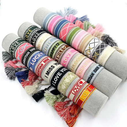 New Arrivals Women Handmade Heart Braided Bracelet Custom Letter Friendship Woven Bracelet