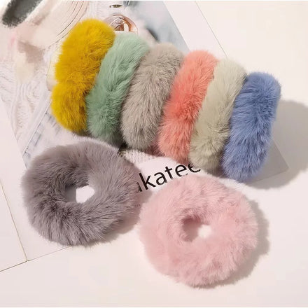 Q&Y Winter Cute Soft Furry Scrunchies Solid Pure Color Women Elastic Hair Bands Wool Bun Hair Rope Fluffy Ties