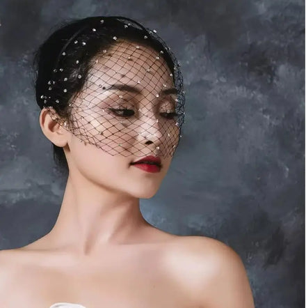 2023 New Arrival Beautiful Sparkling Rhinestones Bridal Mesh Facial Veil Diamond Wedding Accessories Headwear Birdcage Veil
