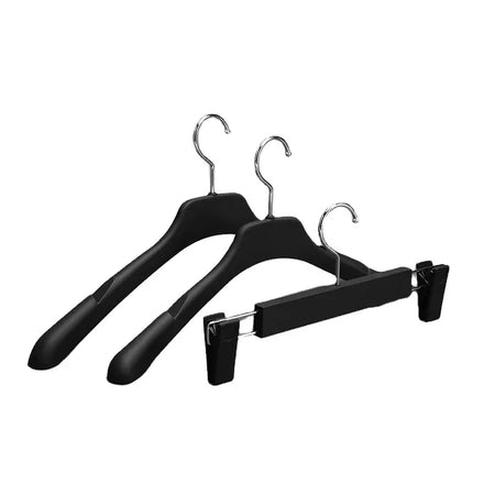 Plastic Hangers Anti-skid Smooth Surface With Bar Clips Clothes Hangers Sale