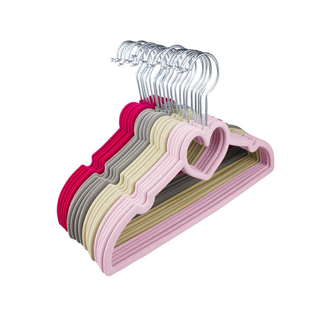 42 cm Heart-Shaped Velvet Coat Hangers Non-Slip Metal Garment Rack for Hotel Use Practical Design