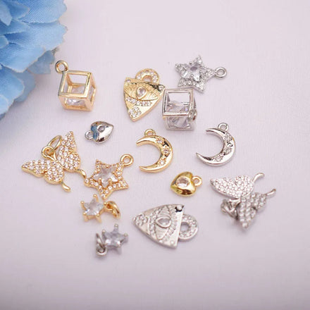 CZ8620 Chic Mini Minimal Minimalist Gold Diamond Cz Zircon Mirco Cz Pave butterfly Cube Heart Star Moon Charm Pendant
