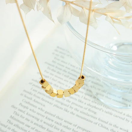 Vintage Clavicle Choker Stainless Steel Pvd Plated Snake Chain Square Charm Necklace for Women Girls Gift Jewelry