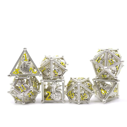 Hot Selling Luxury Beads Metal Frame Dragon Relief Metal Dnd Board Game Dice