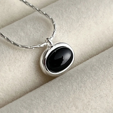 The Everyday Onyx Pendant Necklace 925 Sterling Silver Necklace with Oval Black Gemstone Timeless & Versatile