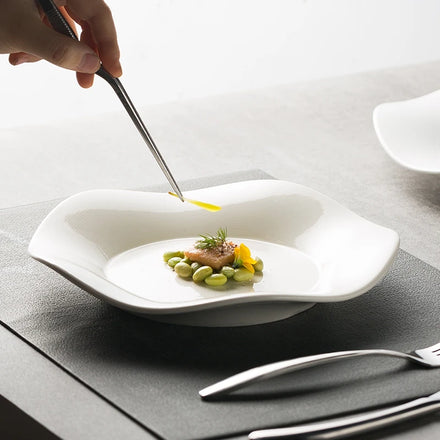 INS White Ceramic Dinner Plate Flower Shaped Dessert Steak Salad Pasta Puree Serving Tray Party Home Restaurant Dinnerware Set