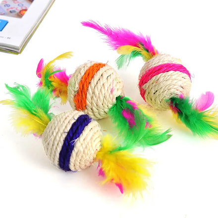 Wholesale Funny Feather Sisal Scratcher Interactive Ball Toy for Cats