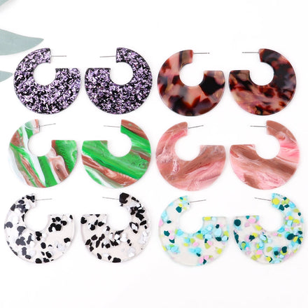 2025 Trendy Natural Leopard Print Texture Sequined Ocean Exaggerated Acrylic Hoop Earring for Women Fashionable Amber Geometric