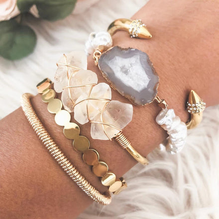 Women Clear Quartz Nugget Wire Wrapped CuffNatural Freshwater Pearl Chip Beads With Agate Slices Charm Stacking Bracelet Set