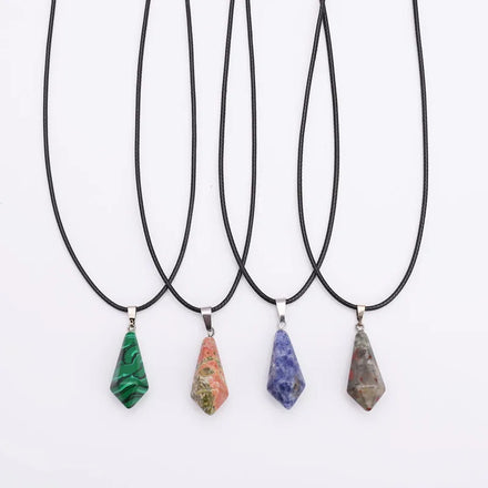 Hot Selling Natural Stone Pointy Drop Conical Pendant Necklace Malachite Cut Healing Crystal Spirit Pendulum for Gift