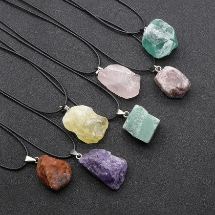 Natural Irregular Raw Healing Crystal Pendant Necklace Birth Stone Reiki Chakra Gemstone Necklace for Unisex Gift