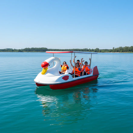 QIQU 300kg Capacity Fiberglass Swan Shaped Pedalo Boat for 4 Persons Commercial Rentals