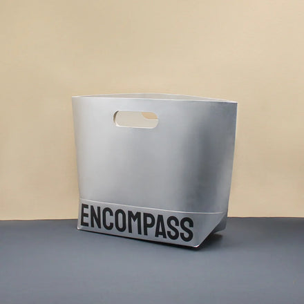 Custom Logo Die Cut Silver High Quality Clothing Bag Luxury Customized Printed Paper Gift Bags for Shoes
