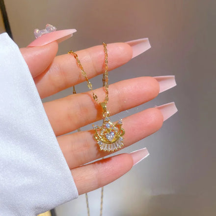 Fashion 18k Gold Plated Stainless Steel Crown Choker Necklaces Crystal Heart Pendant Necklace for Women Jewelry