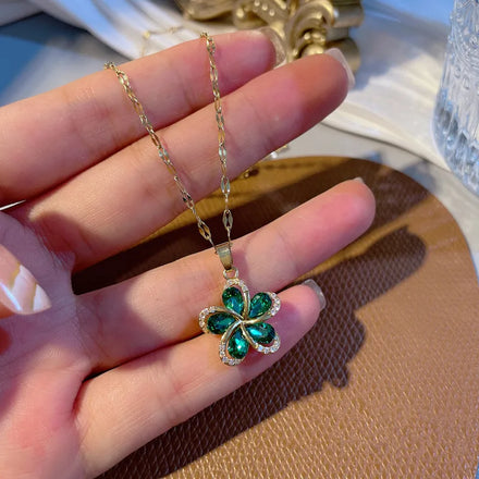 Stainless Steel Fashion Green Crystal Emerald Flower Necklace Adjustable Micro Pave Cubic Zirconia Cz Flower Pendant Necklace
