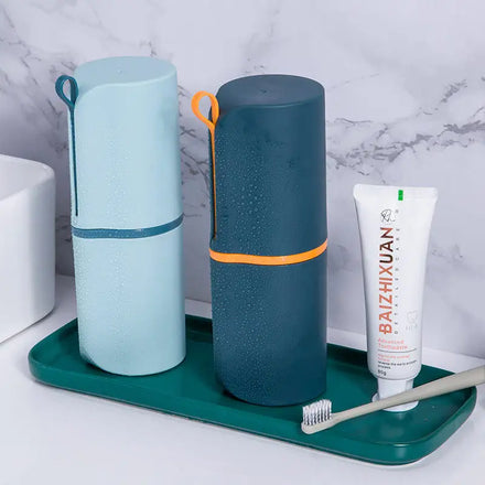 Plastic Eco-Friendly Outdoor Travel Cup Portable Two-Piece Toothbrush Set with Dental Storage Box for Home Bathroom