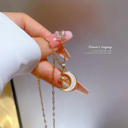 Fashion Gold Plating White Shell Moon Cat Necklace Stainless Steel Zircon Cat Pendant Necklace for Women Girls