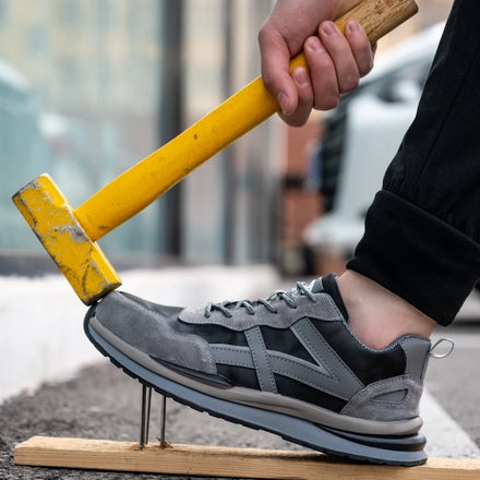Steel Toe Cap Anti Piercing Safety Shoes for Welders Waterproof Anti Splash Industry Work Safety Shoes for Men