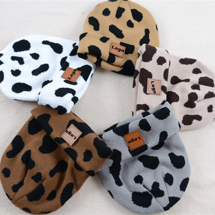 New Design Knitted Cow Jacquard Winter Knitted Hats Bulk Custom Beanies With Leather Patch Logo
