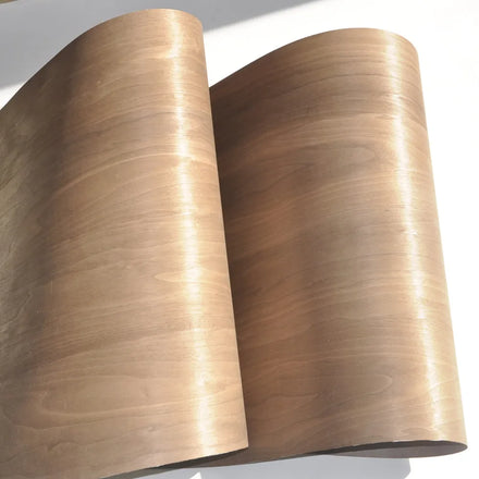 Natural Wood Veneer American Walnut(C.C) 2'*8' with Fleece/Craft Paper Back Flooring Furniture Door Plywood Hpl Skin for Project