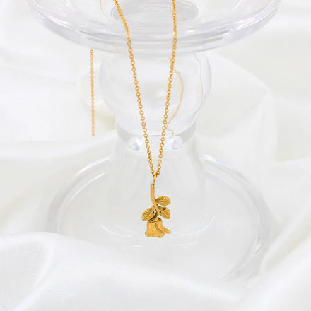 Vintage Style 18K Gilded Stainless Steel Non-fading Jewelry Rose Pendant Necklace Earring Set
