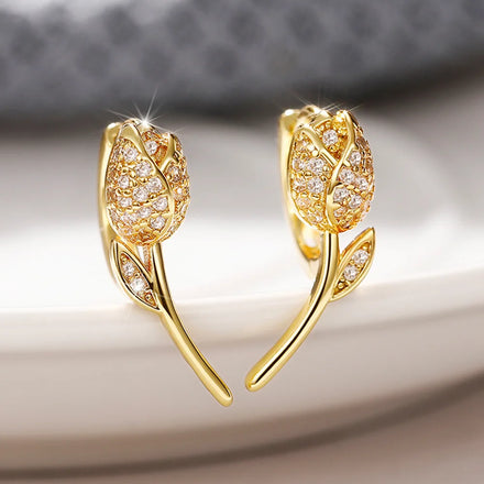 Huitan New Design Dainty Tulip Cute Women's Flower Shape CZ Earring Studs for Girls Silver Gold Plating Flower Hoop Earrings