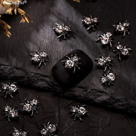 Wholesale 2022 New 3D Spiders Butterflies Bears Nail Art Charms in Bulk for Nails Kawaii Nail Charms