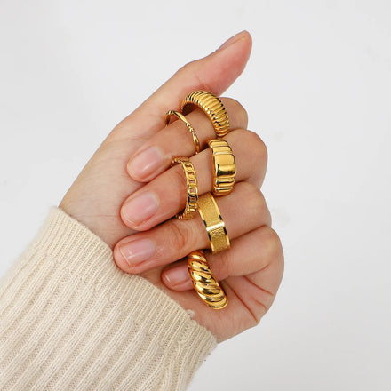 Minimalist Luxury Jewelry 316L Stainless Steel Mans Ring 18k Gold Croissant Heart Women Stainless Steel Rings for Gift