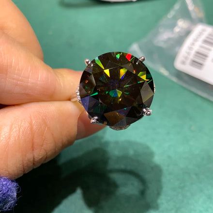 Silver 925 Original Round Brilliant Cut 15 Carat Diamond Test Past Sparkling Green Moissanite Wedding Ring Women Fine Jewelry