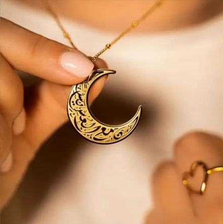 Stainless Steel Moon Shape Fashionable Muslim Allah Pendant Necklace Jewelry