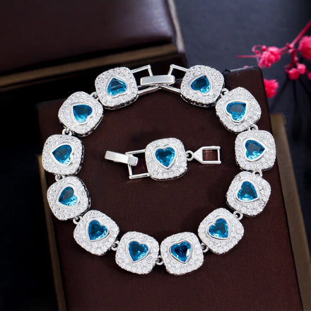 Gorgeous AAA Micro Pave Cubic Zirconia Crystal Blue Love Heart Shaped Bracelet Accessories for Women Valentines Day Jewelry Gift